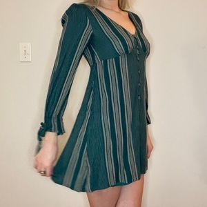 Green with sand striped dress from Francesca’s size xs